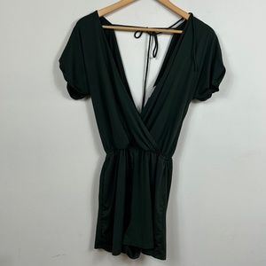 Jella C	Romper	Green	Cross front Short Sleeved	Size	Small
